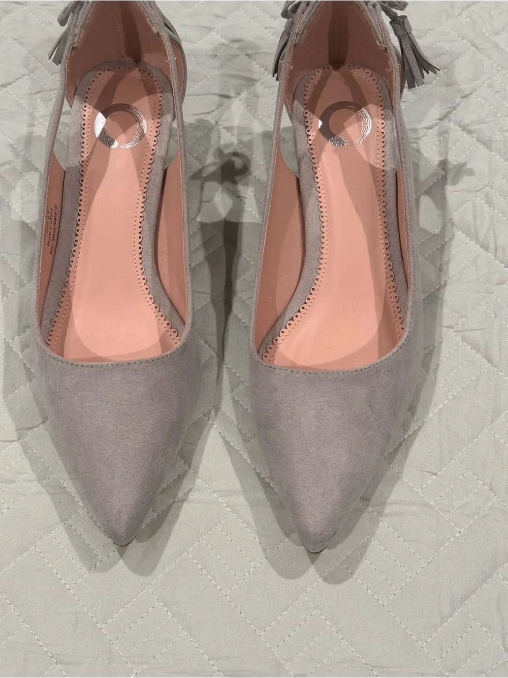 Women’s Gray Faux Suede Pointed Toe Kitten Hell Size 6.5